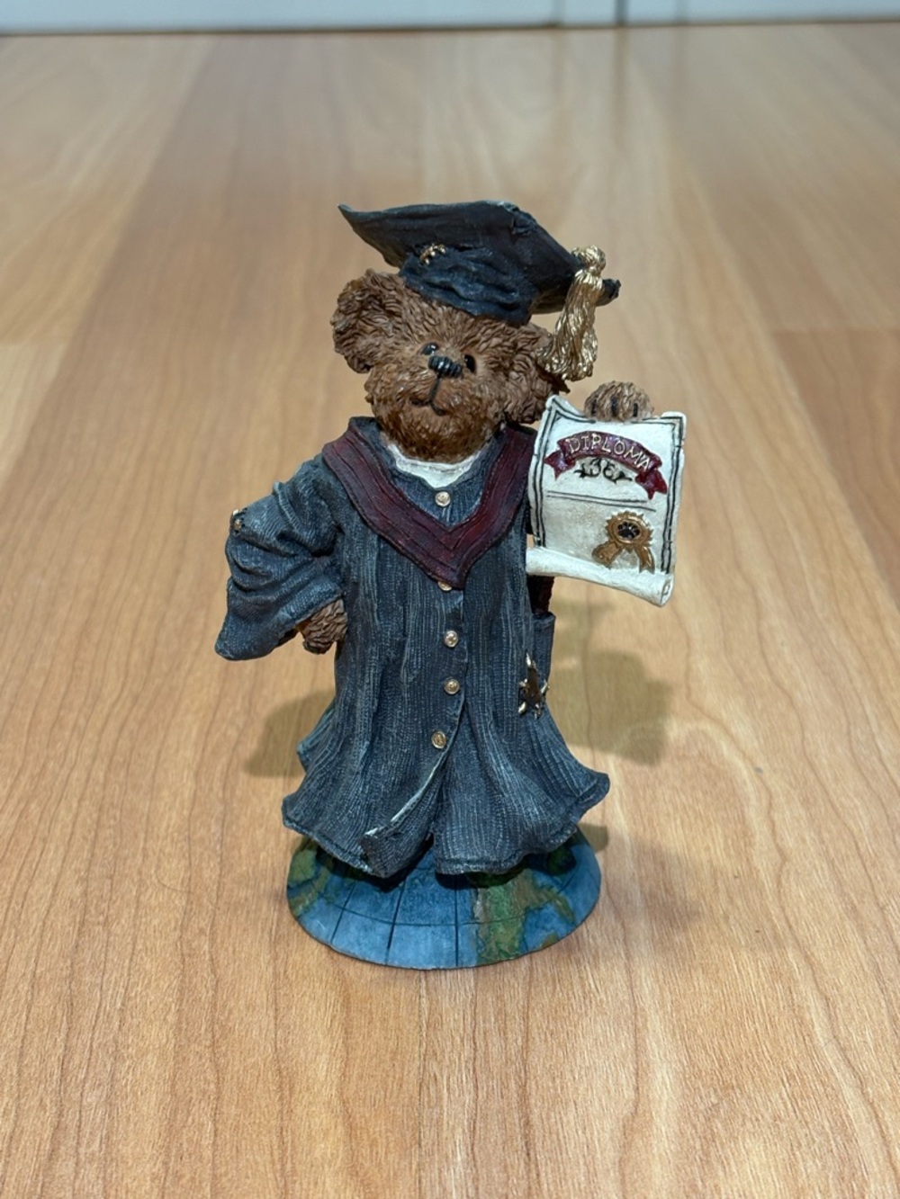 Graduation Boyds Bears & Friends "Hugh Didit..Celebrate!” Vintage 2001